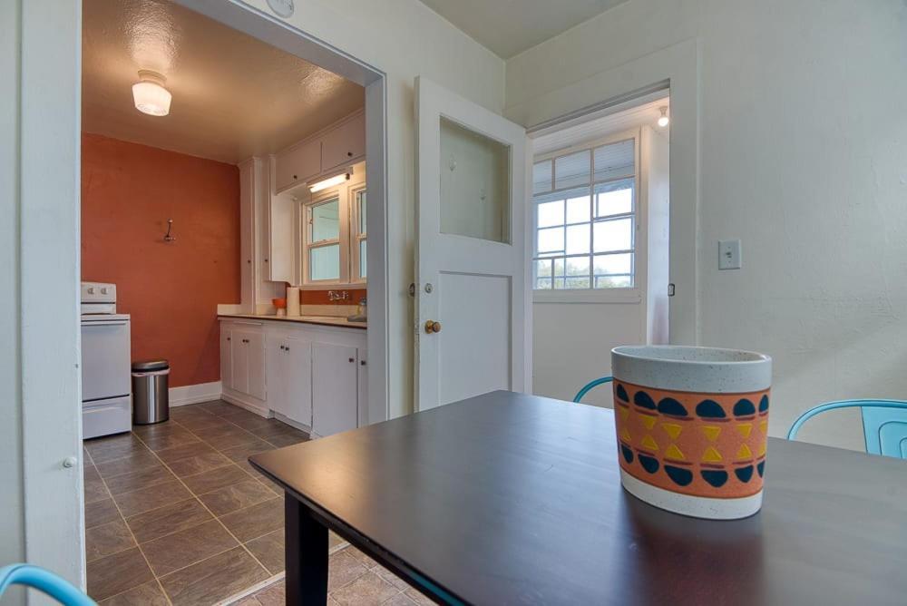 #Stayinmydistrict Heritage House Apt Coos Bay Exterior foto